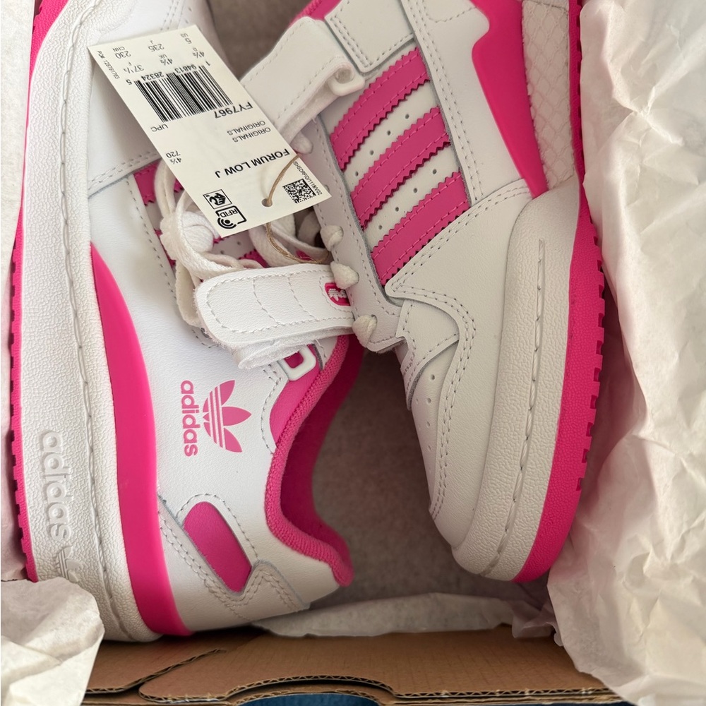 Adidas Forum Low J screaming Pink Shoes